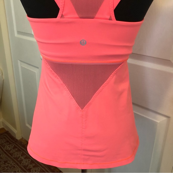 Lululemon Bright Pink Mesh Panels workout tank Top sz 6 - Picture 3 of 10